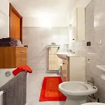 A Due Passi Da Apartment *